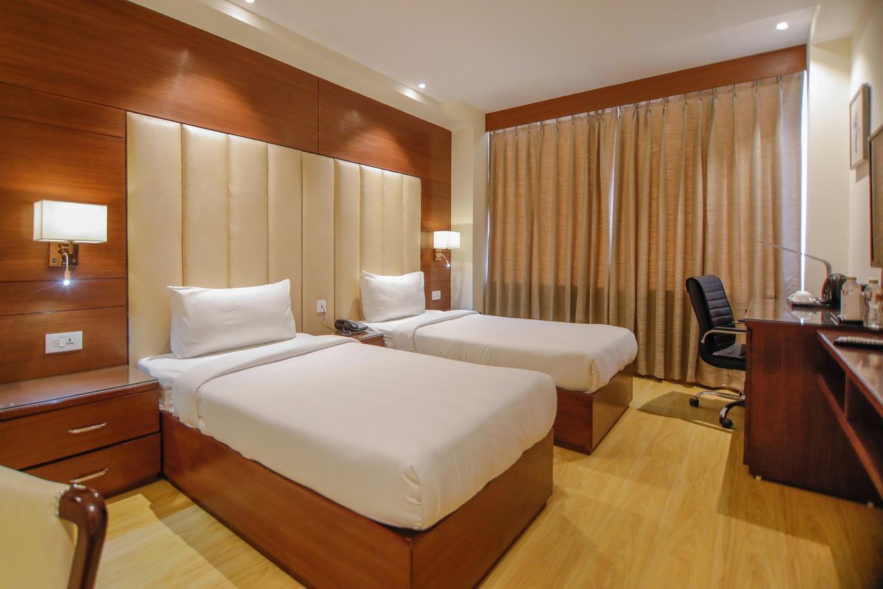 The Grand Parisian Hotel Delhi  Exterior photo