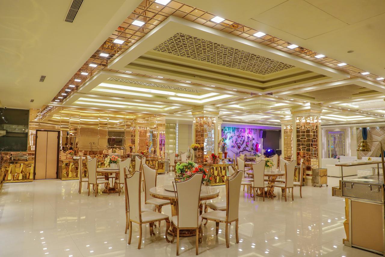 The Grand Parisian Hotel Delhi  Exterior photo